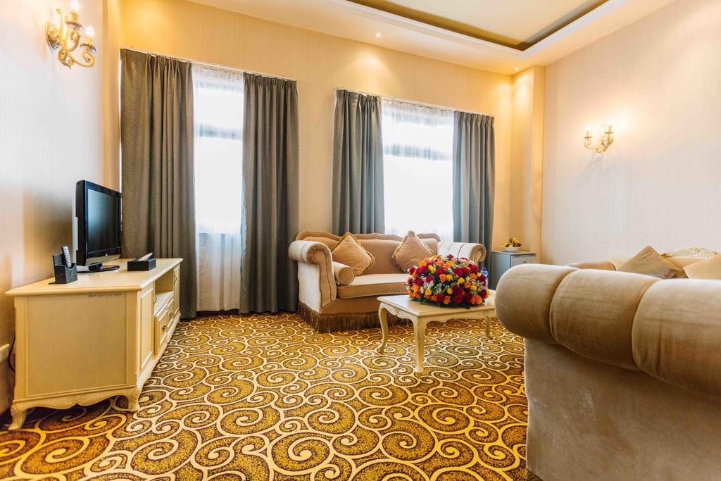 Ambassador Hotel Addis Ababa Exterior photo